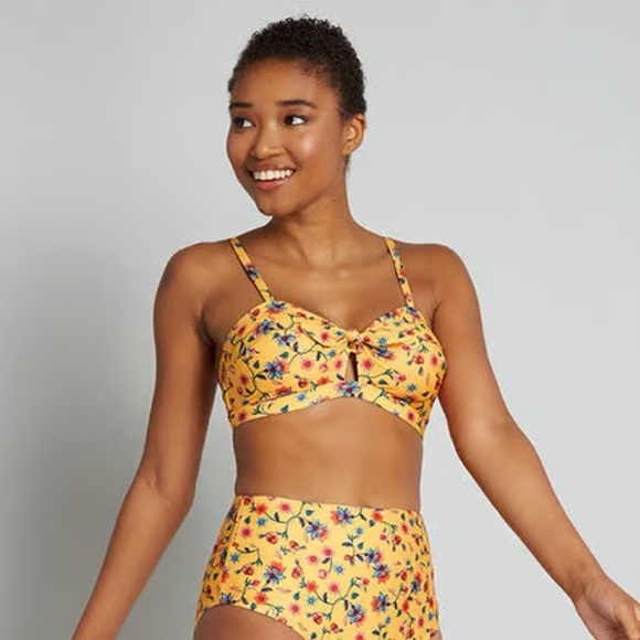NEW Modcloth Santa Barbara Saturdays Bikini Top Yellow Floral Plus Size 2X NWOT - Picture 3 of 6